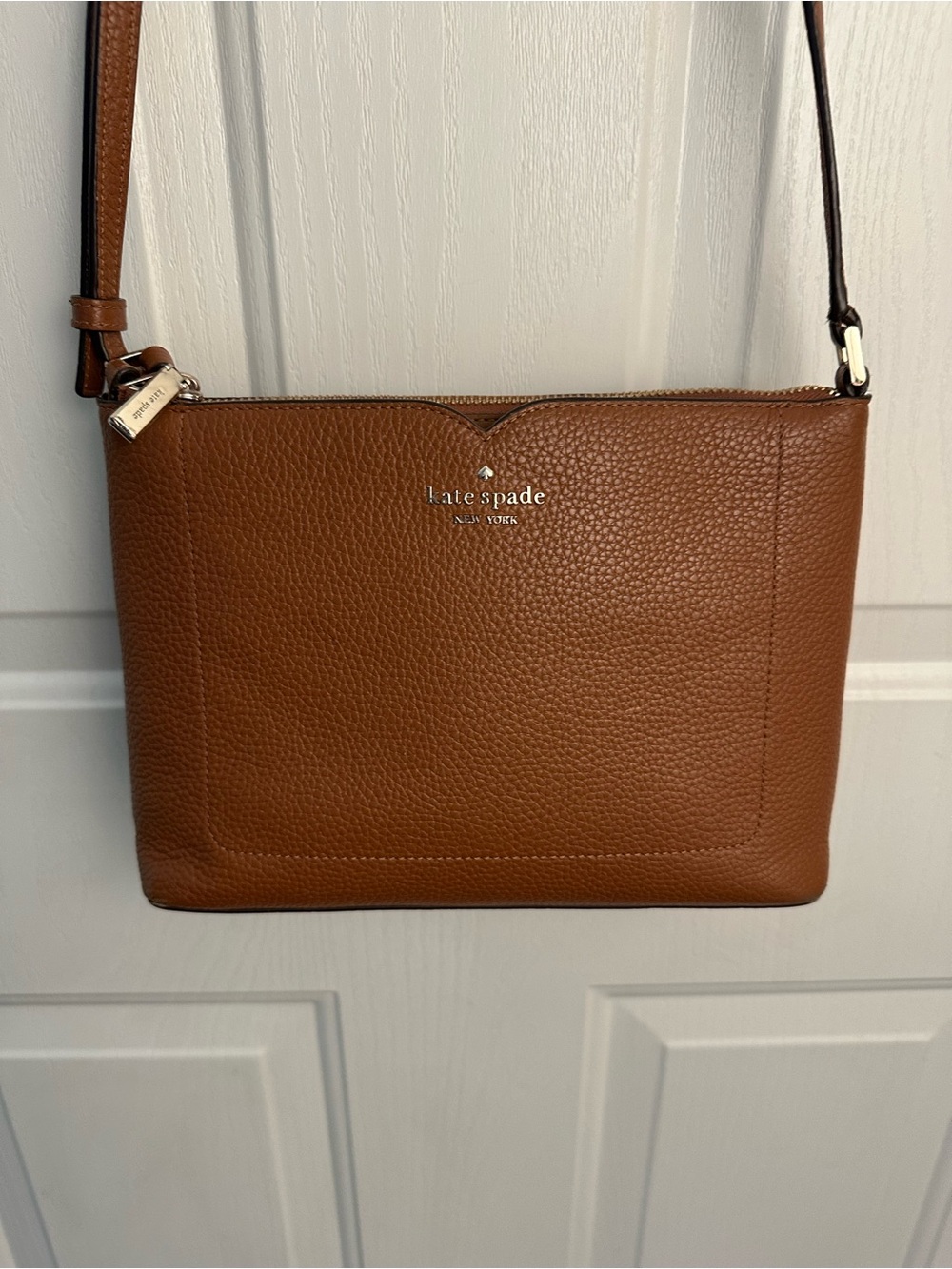 Kate Spade Leila Pebble Leather Crossbody Bag - Picture 2 of 14